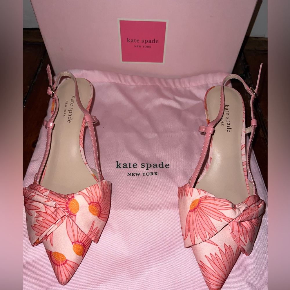 Kate Spade Earseille Bow Heels Size 9 - Never Worn - Box & Travel Bag included